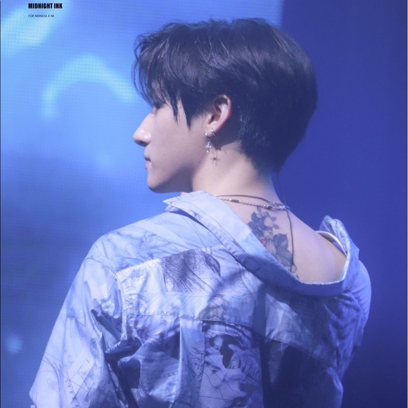 Meet your Posher, Michelle - Picture 1 of 1